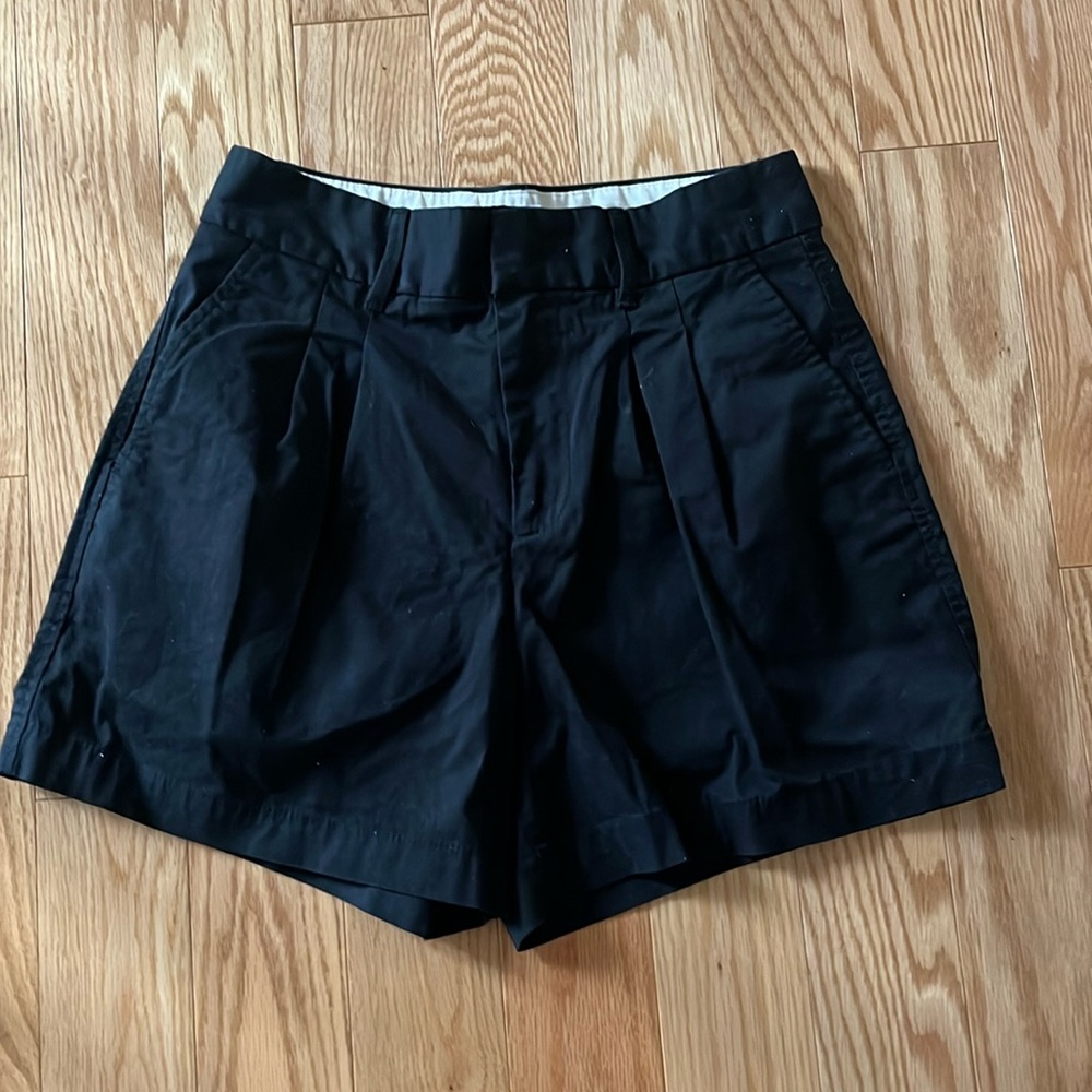 GAP Pleated Khaki Shorts